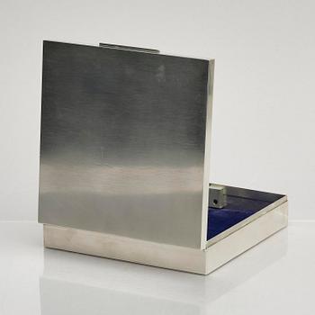 Wiwen Nilsson, a sterling silver jewellery box, 1945, Lund, Sweden.