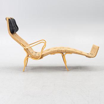Bruno Mathsson, a 'Pernilla 3' lounge chair, Dux, second half of the 20th century.