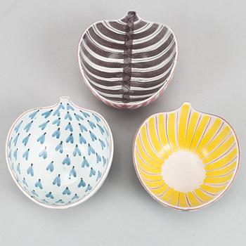 Stig Lindberg, three earthenware bowls, Gustavsberg studio.