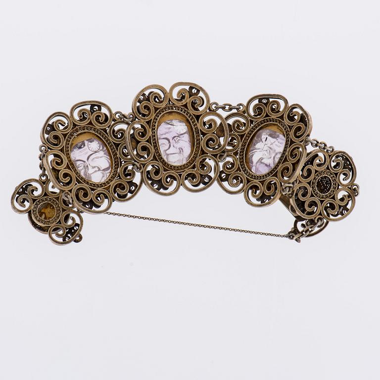 ARMBAND, ametister, förgyllt silver. Finska kontrollstämplar 1955.