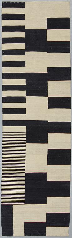 A runner, an Oriental kilim, ca 283 x 80,5-83 cm.