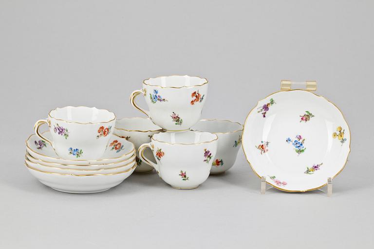 MOCCAKOPPAR med FAT, 5 delar, Meissen, 1900-talets första hälft.