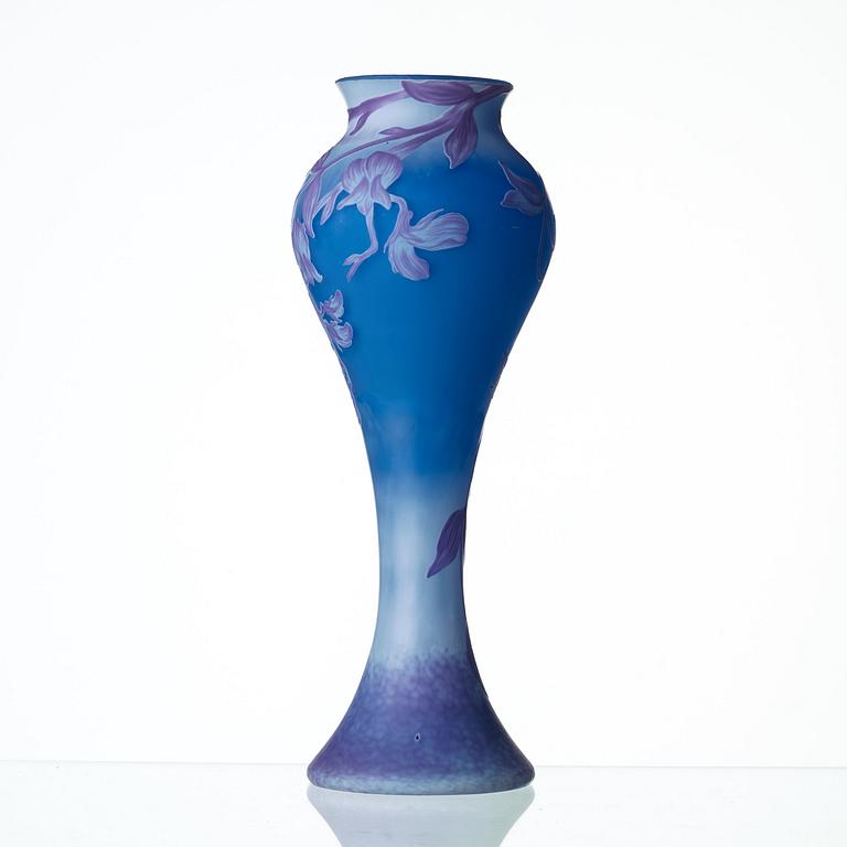 Axel Enoch Boman, an Art Nouveau cameo glass vase, Reijmyre 1913.