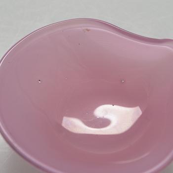 Tapio Wirkkala, a set of five glass bowls, signed Tapio Wirkkala Iittala.