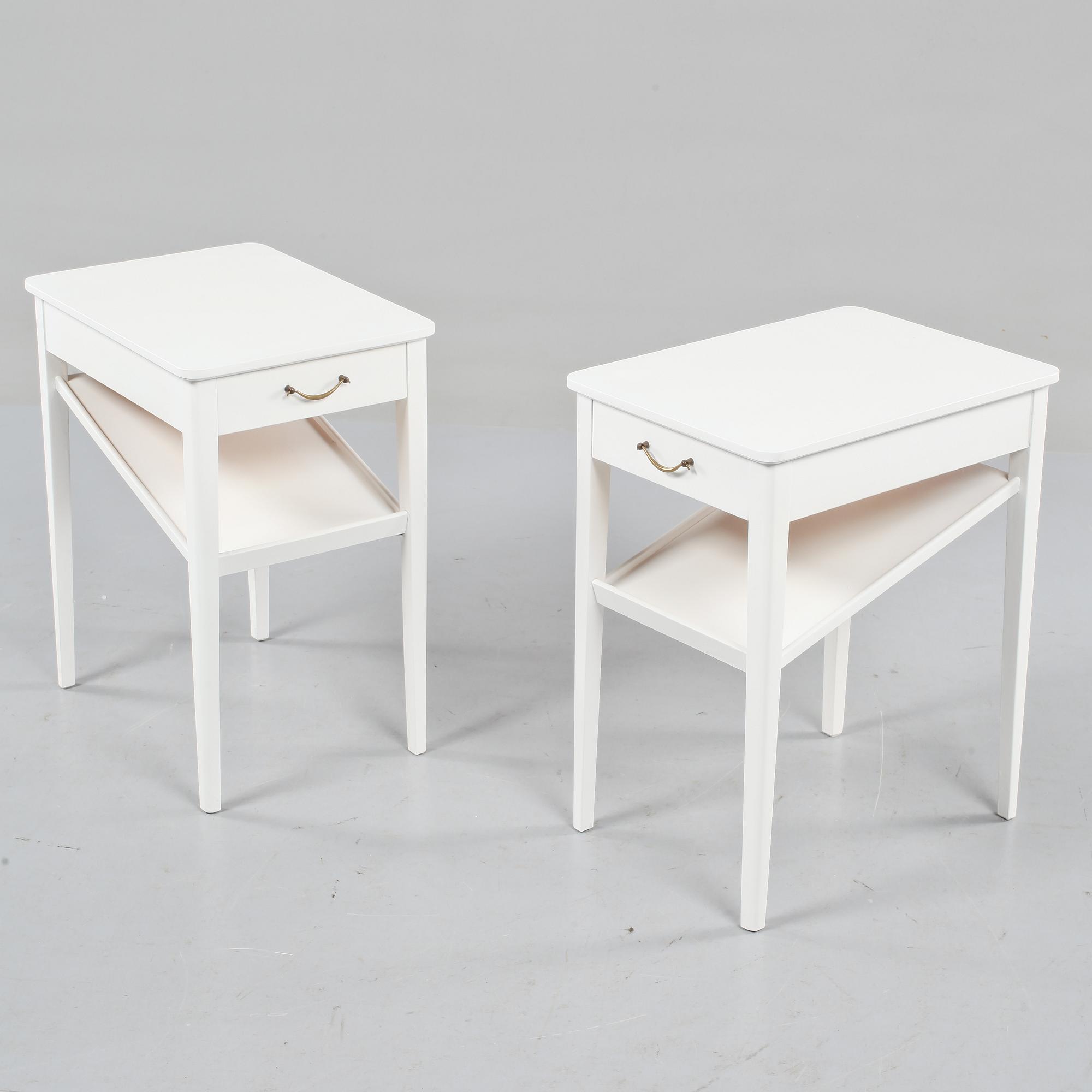 SÄNGBORD, ett par, 1900-talets andra hälft.