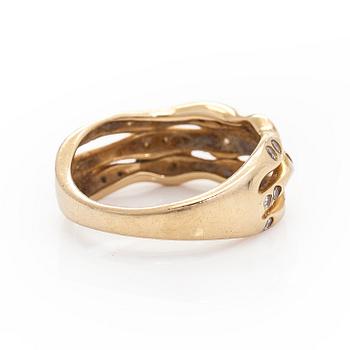 Ring, brilliant-cut diamonds, 14K gold.