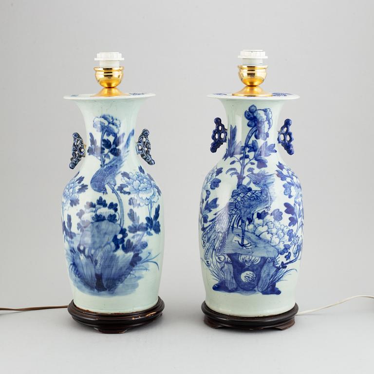 A pair of Chinese vases mounted as lamps, first half of 20th Century.