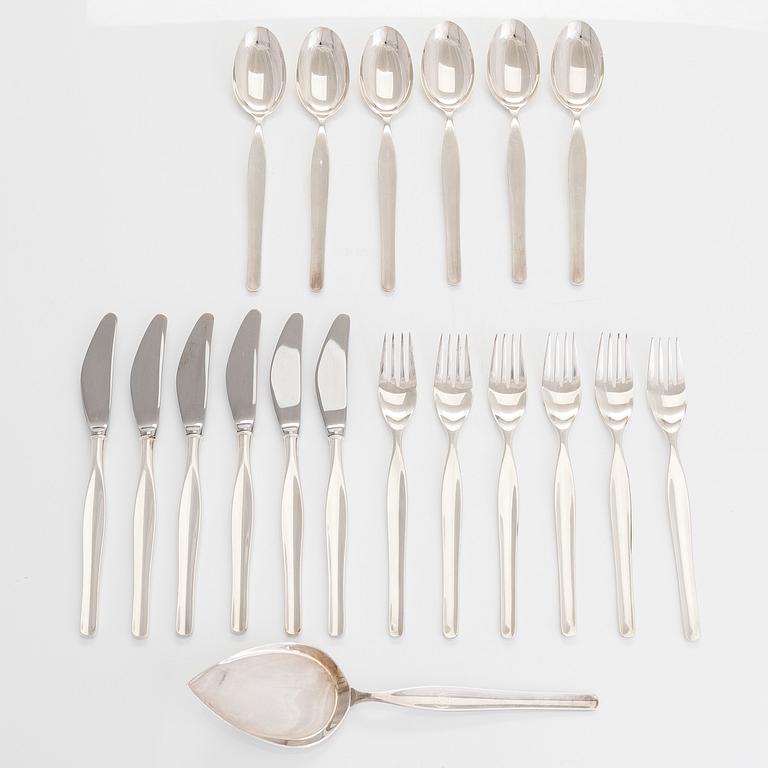 Tapio Wirkkala, a 19-piece set of 'Tapio' cutlery, sterling silver and silver, Kultakeskus, Hämeenlinna 1967, 1972, 1987.