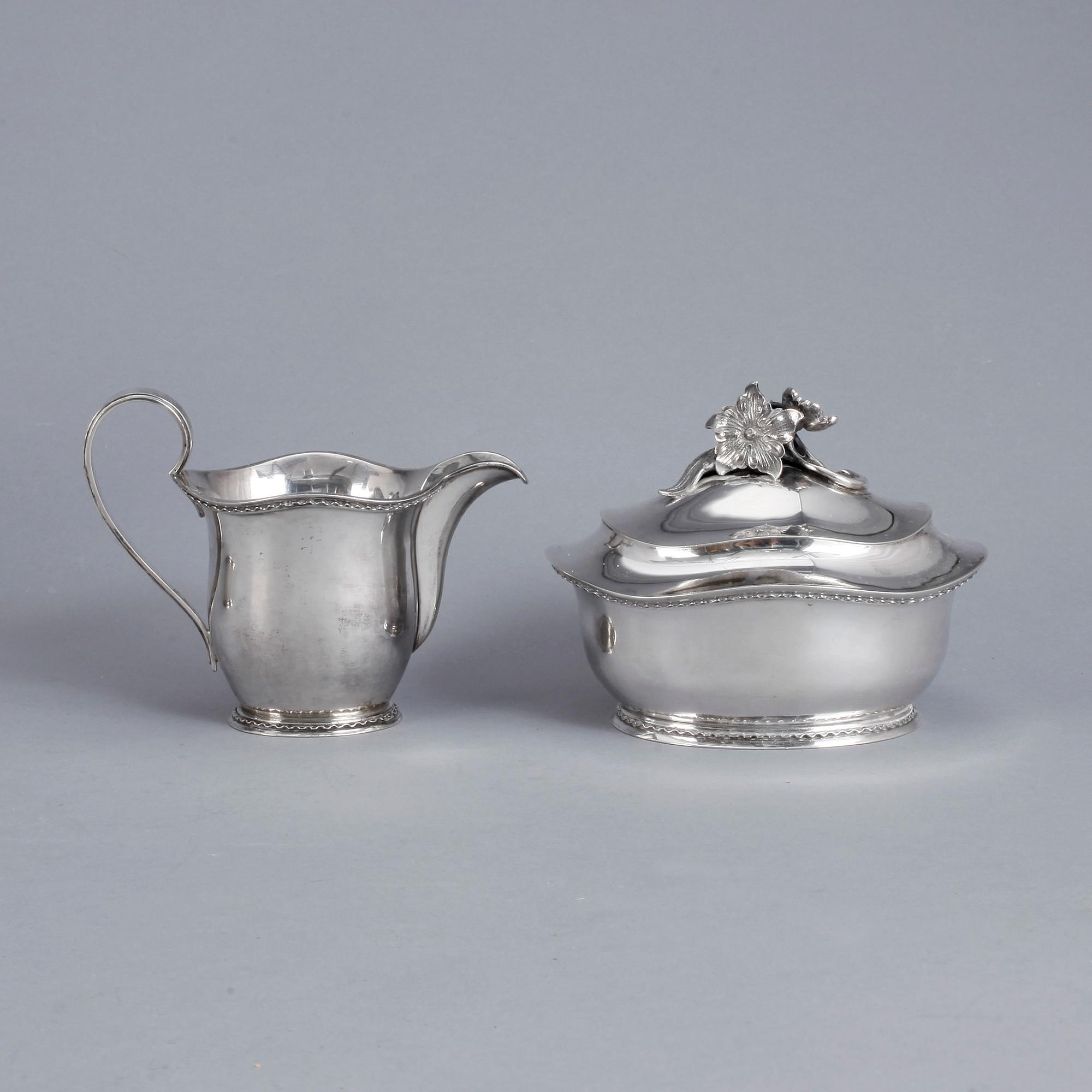 KAFFESERVIS, 4 delar, silver, Eric Råström, Stockholm 1944. 1715 gram.