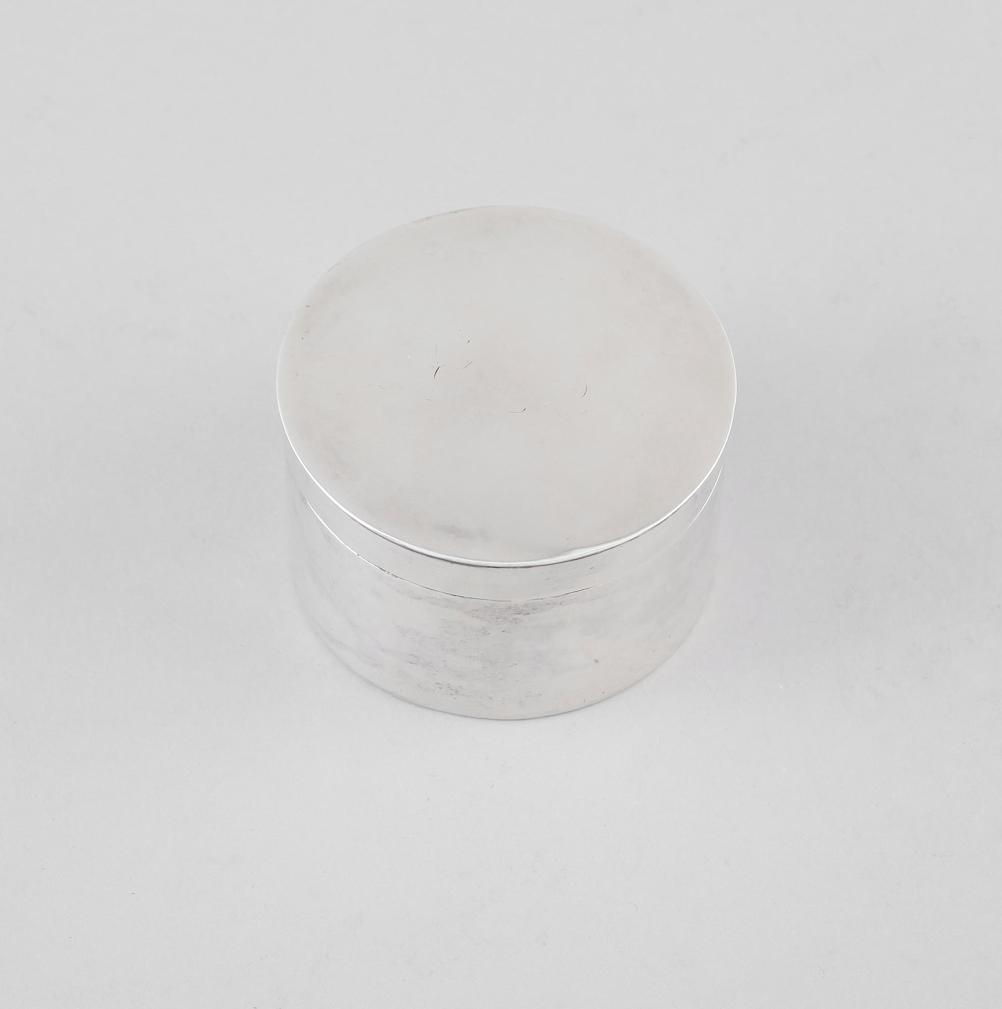 DOSA, silver, C P Öberg, Sundsvall 1814. Vikt ca 127 gram.