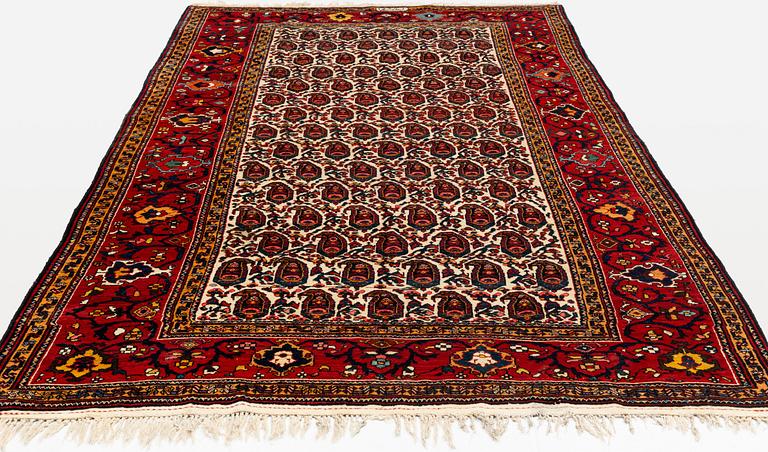 A carpet, antique, Chahar Mahal, signed Karkhane Shalamgar, ca 404 x 206-214 cm.