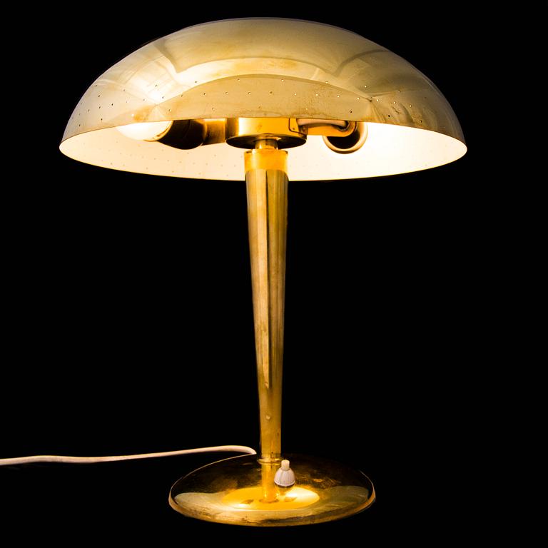 A mid-20th century table lamp for Itsu, Finland.