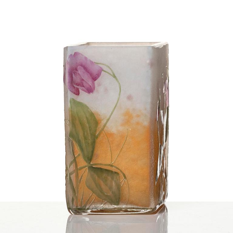 Daum Frères, a set of two Art Nouveau cameo glass vases, Nancy, France.