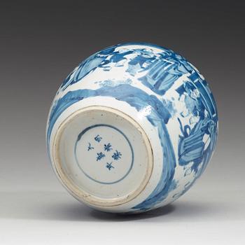 A blue and white jar, Qing dynasty, Kangxi (1662-1722).