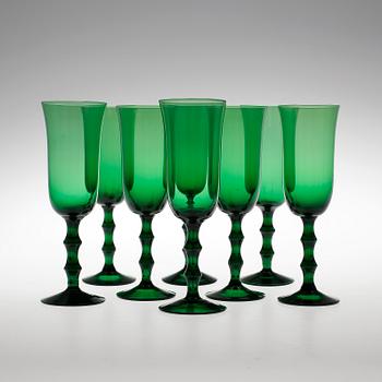 VINGLAS, 8 stycken. "Salut", Simon Gate, Orrefors-Sandvik, 1900-talets tredje kvartal.