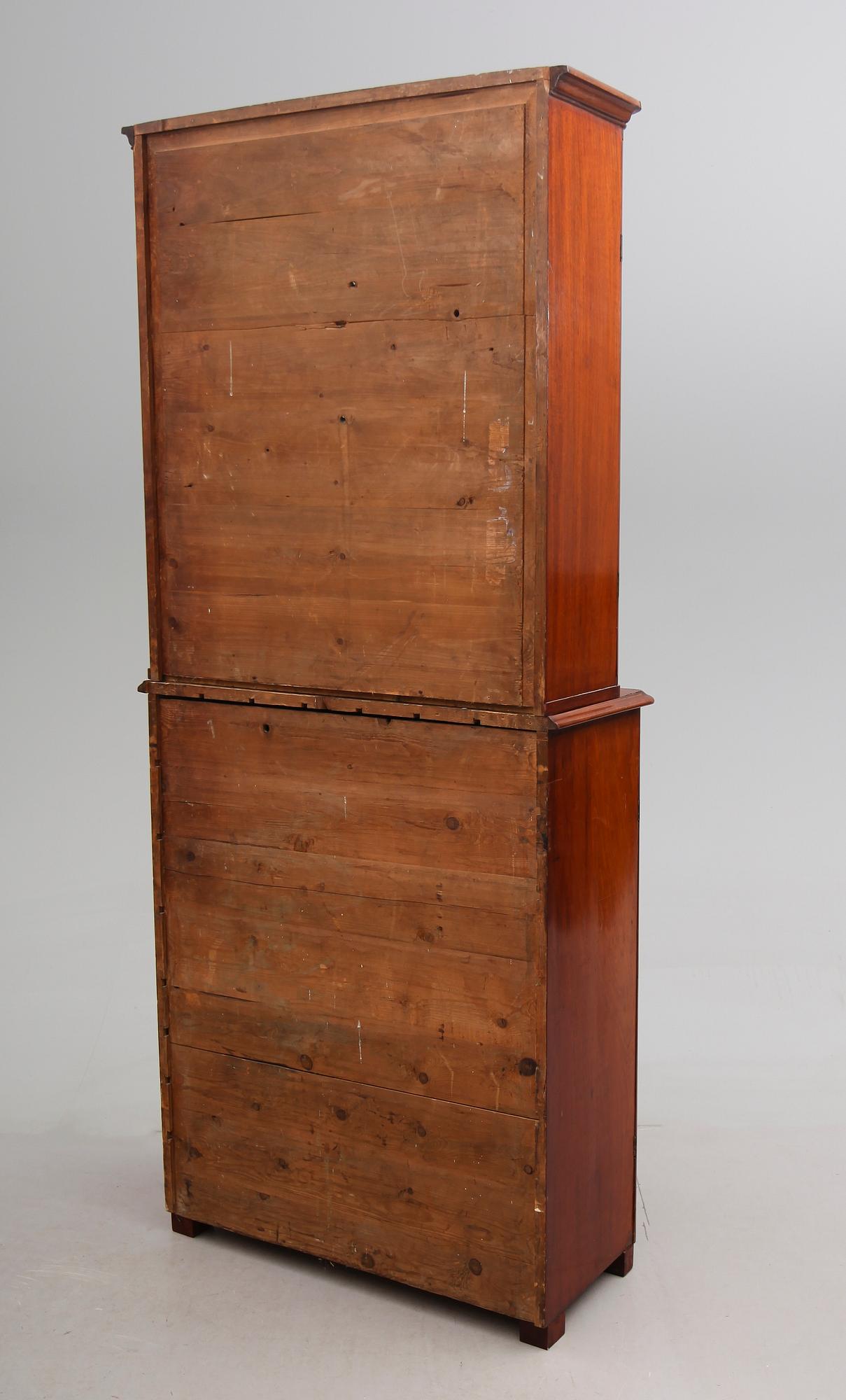 BOKSKÅP, senempire, 1800-talets mitt.