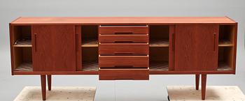 SIDEBOARD, Nils Johnsson, Troeds, Bjärnum, 1900-talets andra hälft.