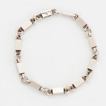 Wiwen Nilsson, silver bracelet.