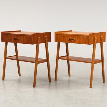 A pair of teak bedside tables, second half of the 20th Century.