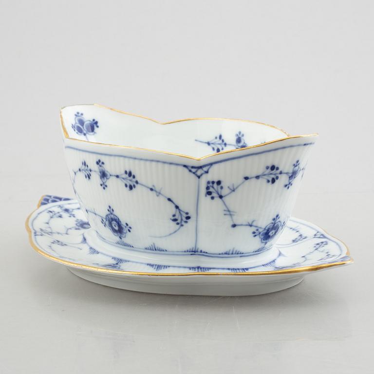 A pair of dishes and a sauce bowl, "Blue Fluted" / "Musselmalet" Royal Copenhagen, 1850-70 and 1893-1900.