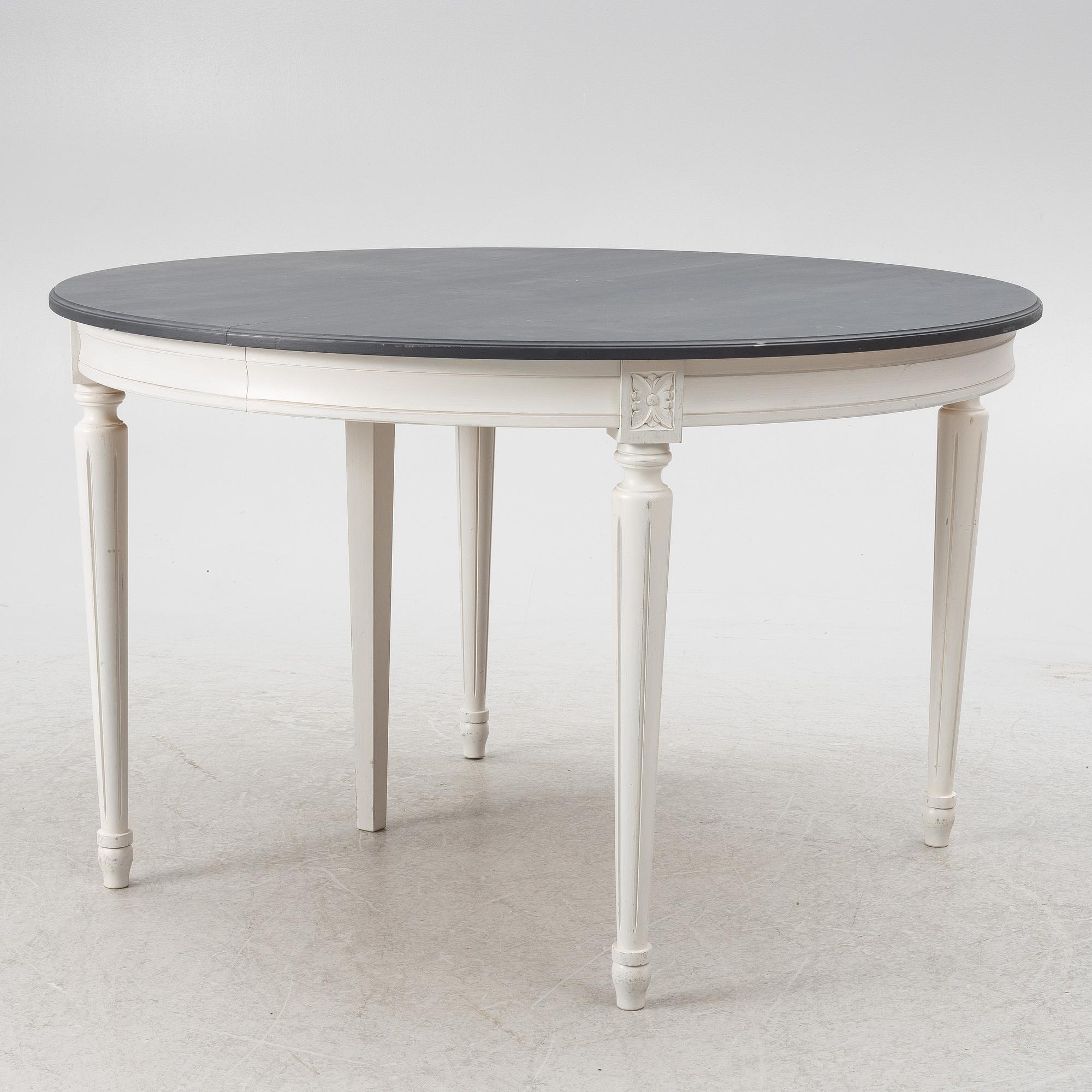 Matsalsgrupp, 13 delar, gustaviansk stil, 1900-talets andra hälft.