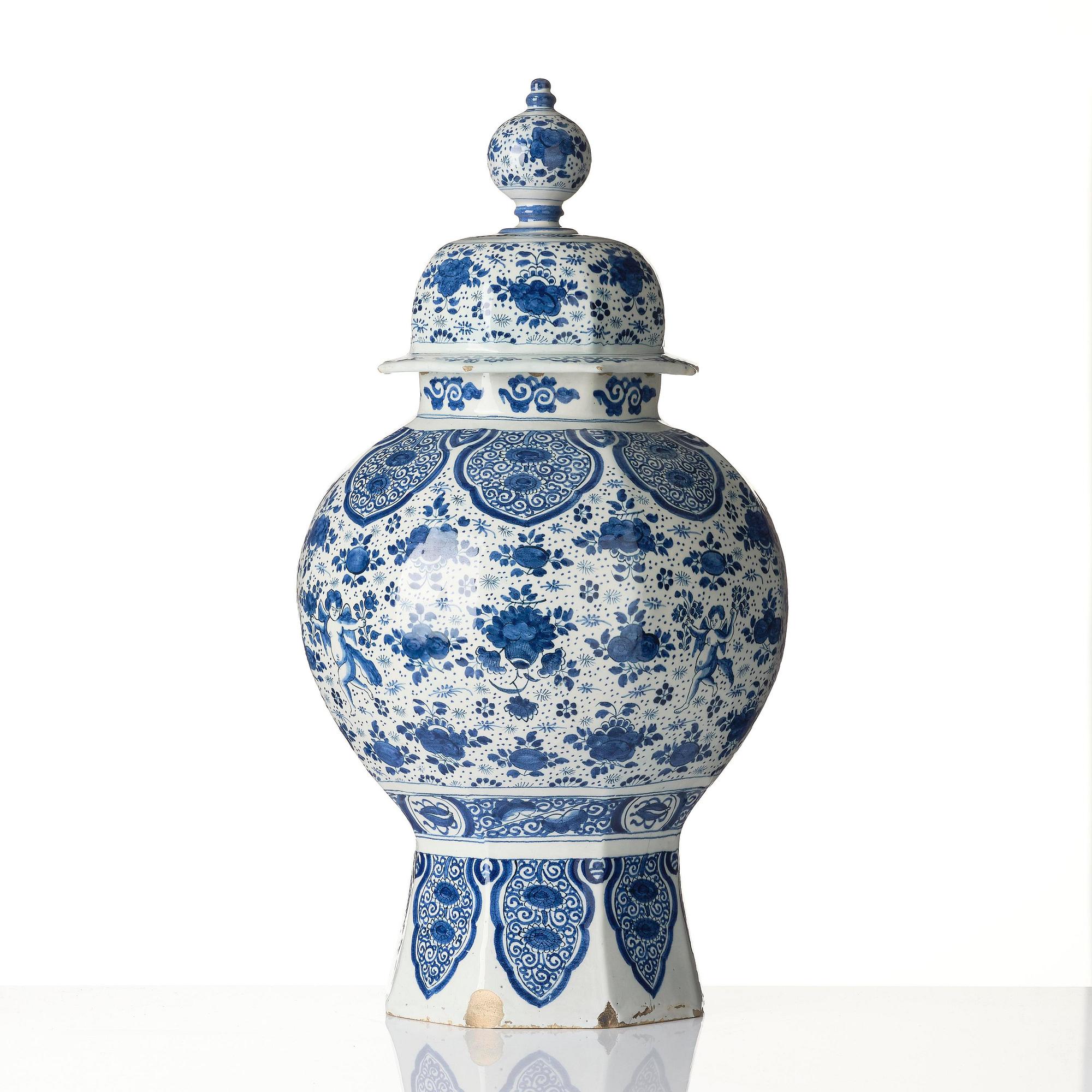 A large blue and white faience jar, Delft, 18th century.