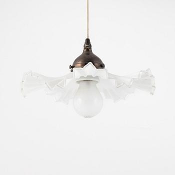 An early 20th century lamp.