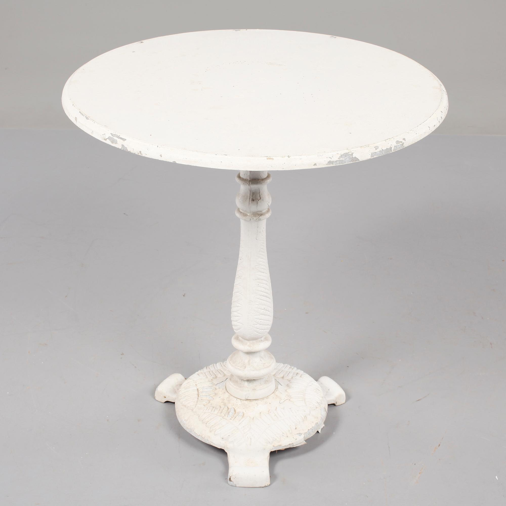 TRÄDGÅRDSGRUPP, 3 delar, 1900-talets andra hälft.