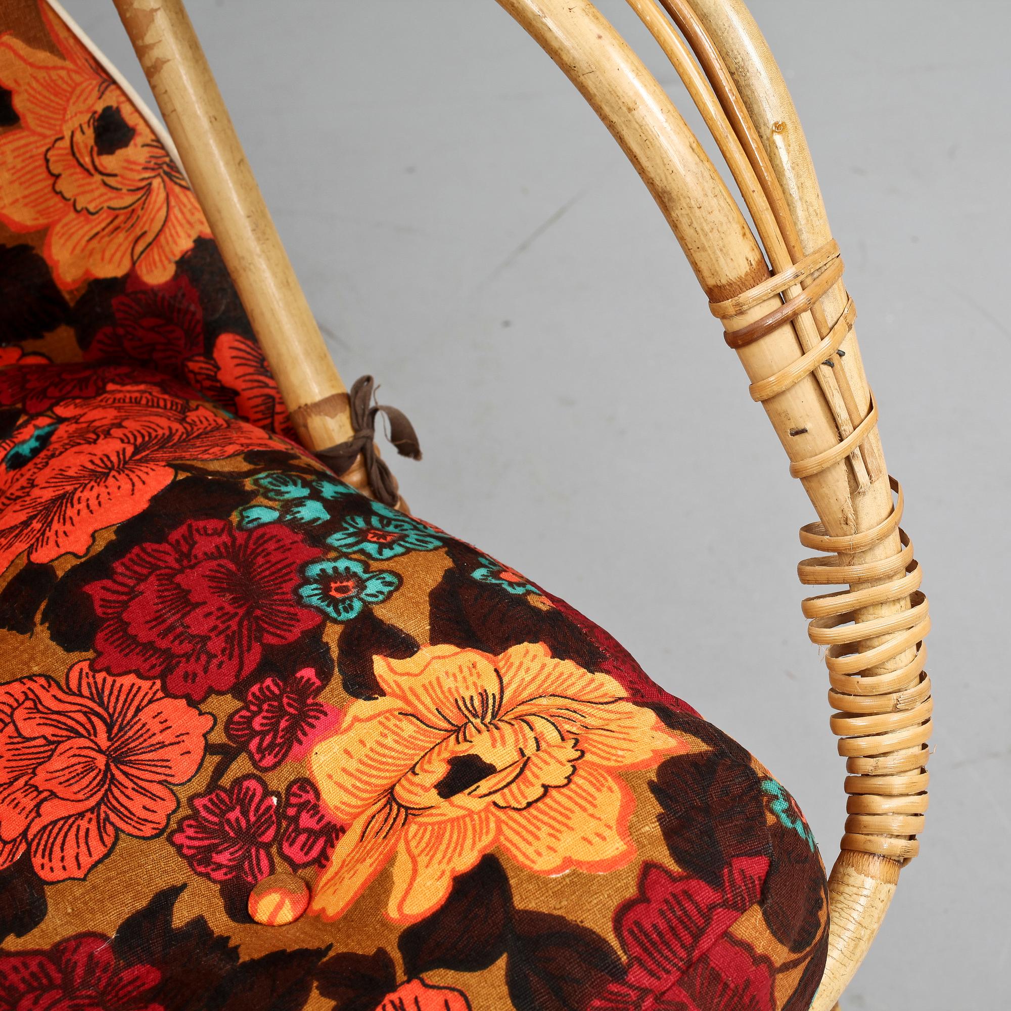 KORGMÖBEL, 4 delar, 1900-talets andra hälft.