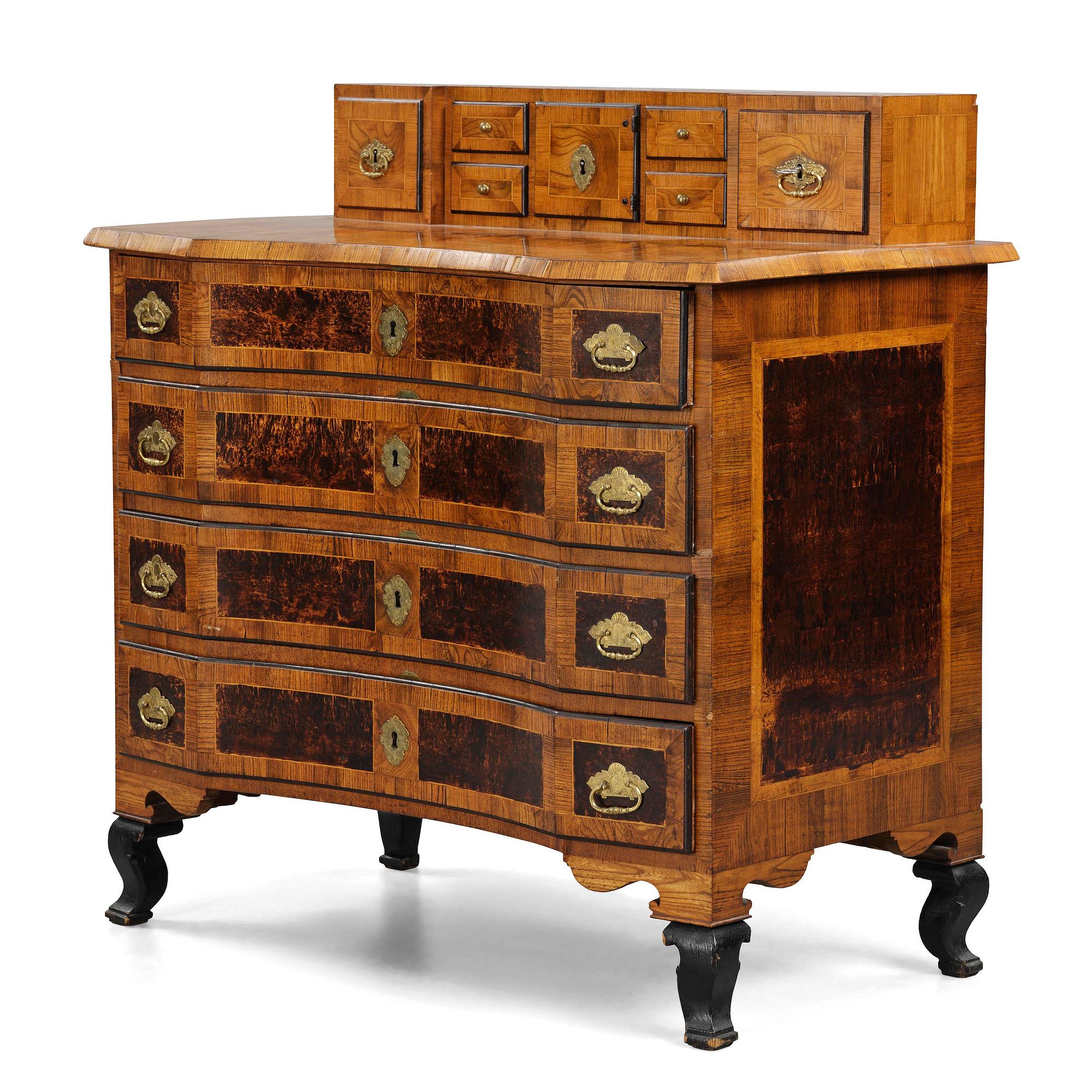 A Swedish late-Baroque burr-alder commode, first part 18th century.