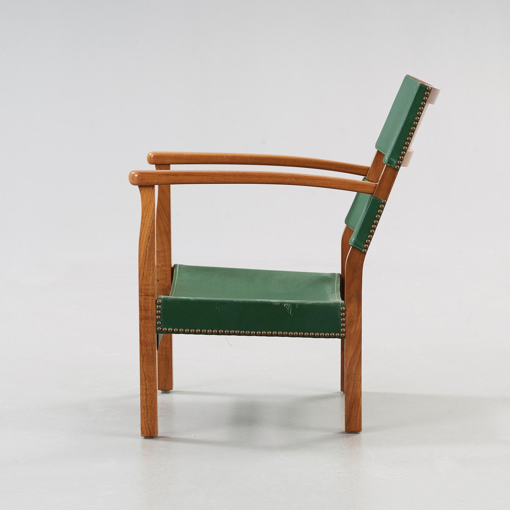 JOSEF FRANK, karmstol för barn, Firma Svenskt Tenn, modell 1023.