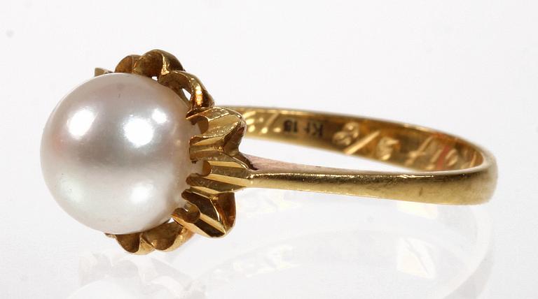 RING, guld 18 k, med pärla.