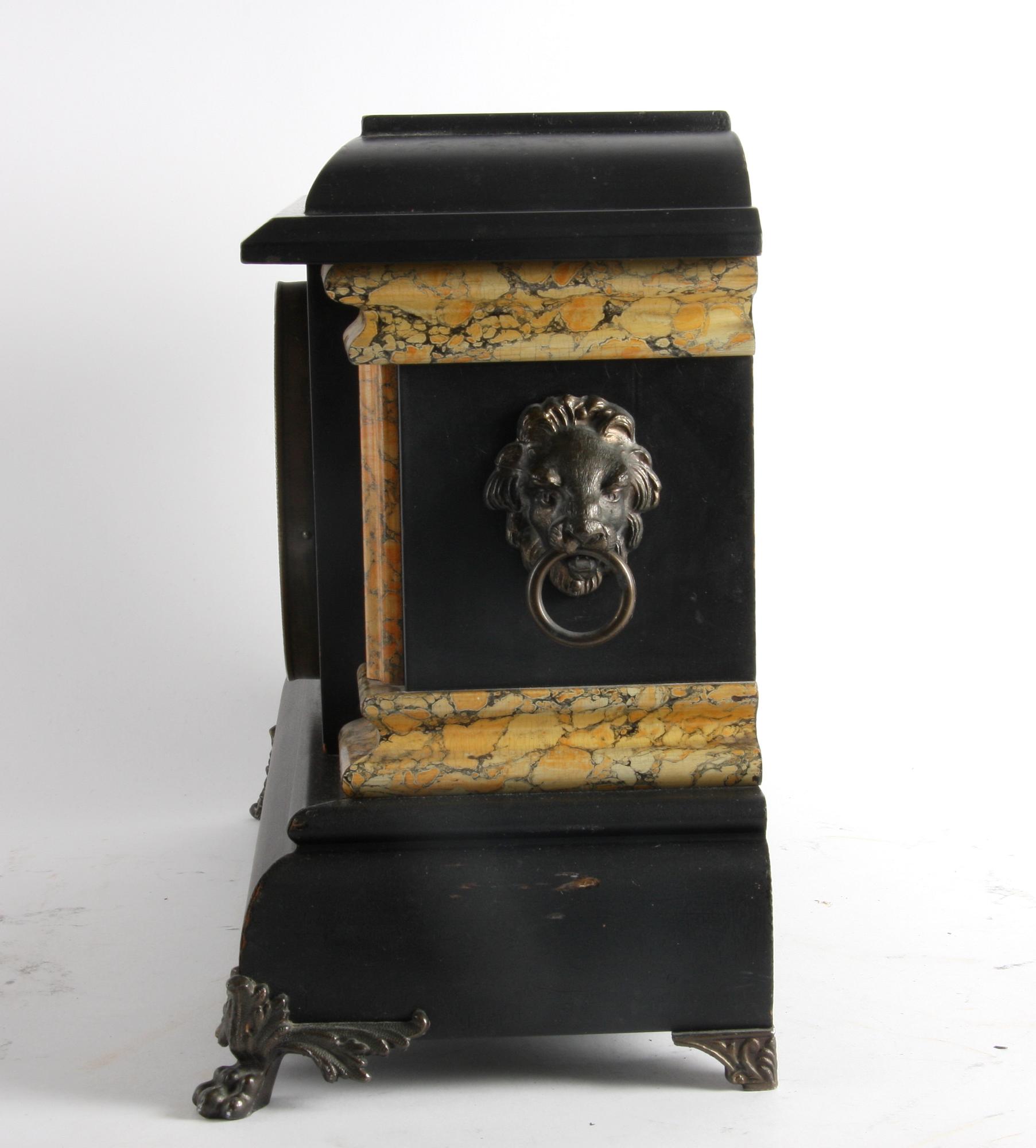 BORDSPENDYL, senbarockstil, USA, omkr 1900.