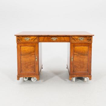Skrivbord omkring 1900.