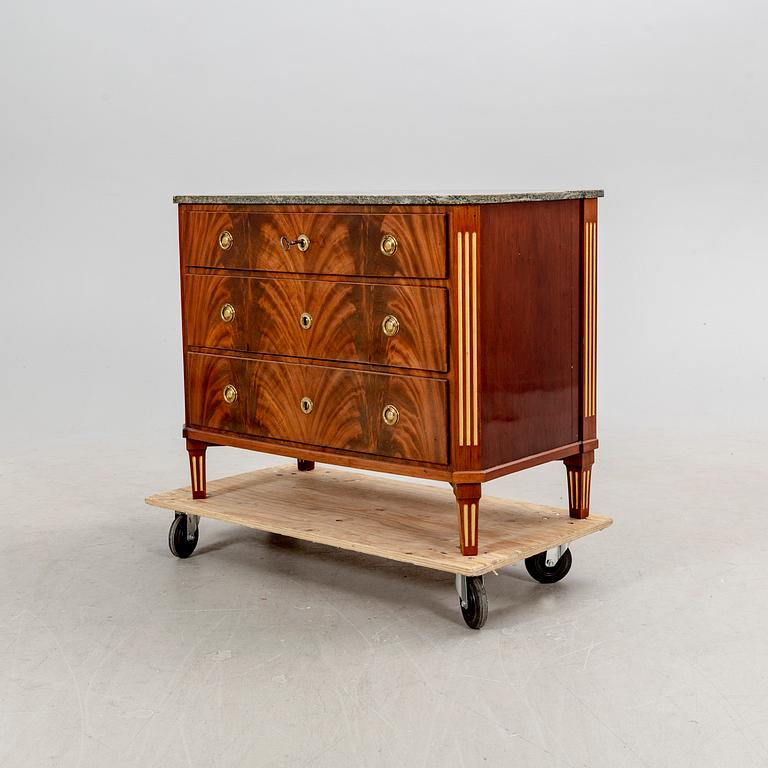 A late Gustavian mahogany dresser early 1800s.