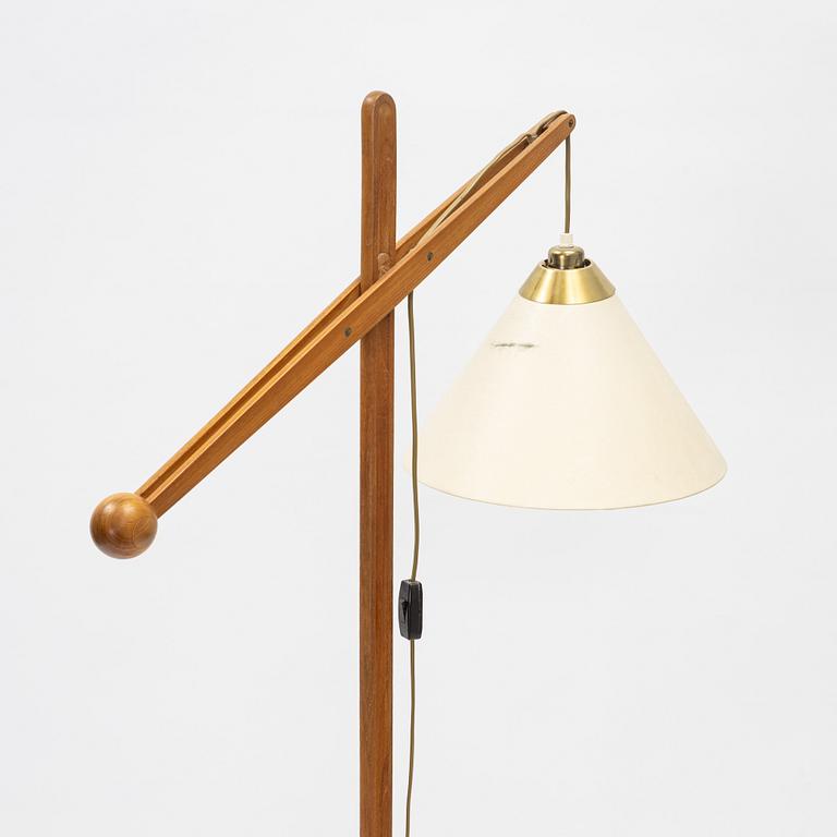 Golvlampa, Le Klint, modell 325, 1900-talets andra hälft.