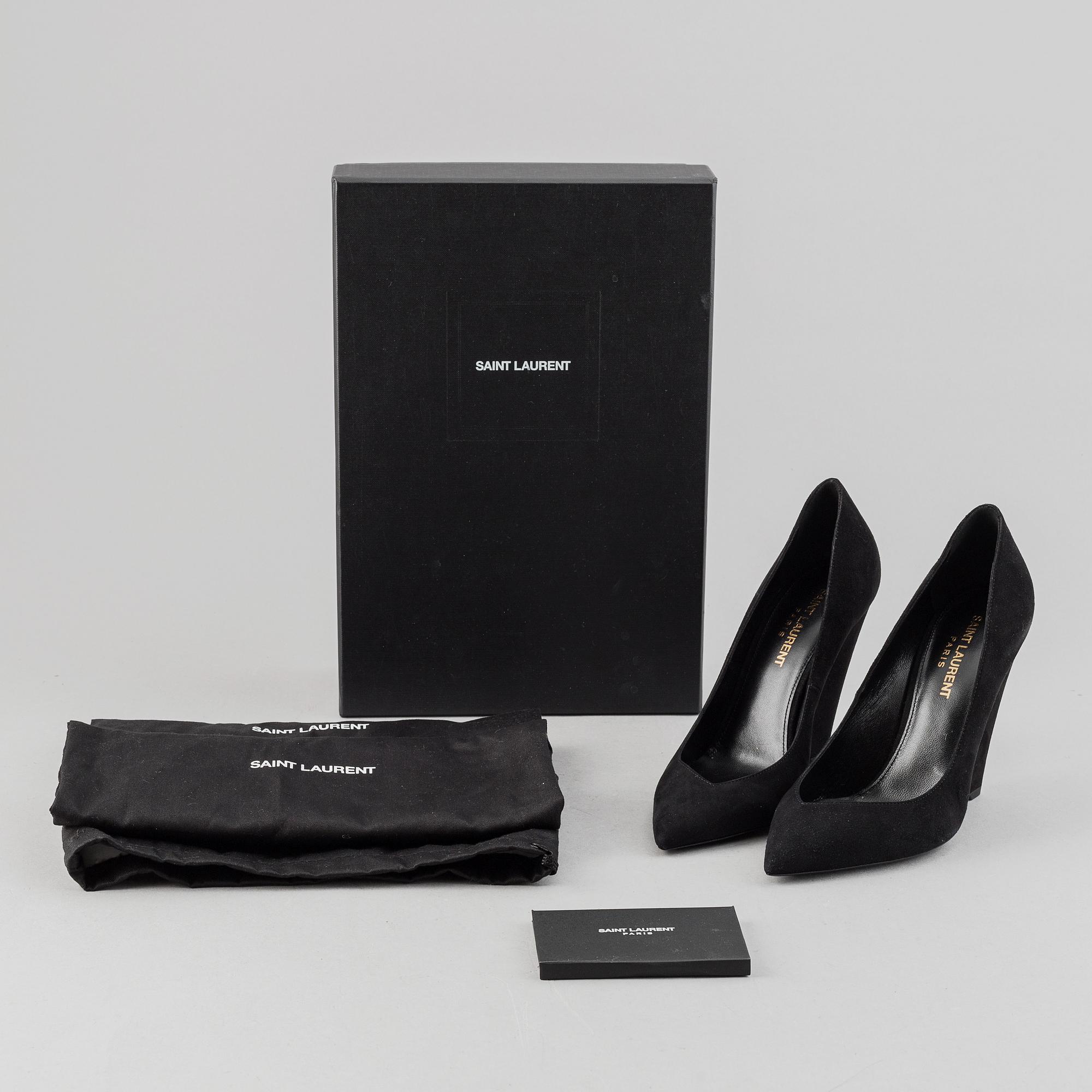 Yves Saint Laurent, a pair of black suede shoes, size 36½.