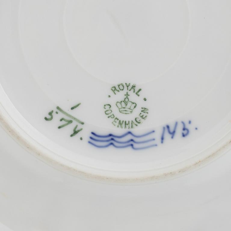 Royal Copenhagen, servisdelar, 12 st, porslin, "Musselmalet", Danmark.