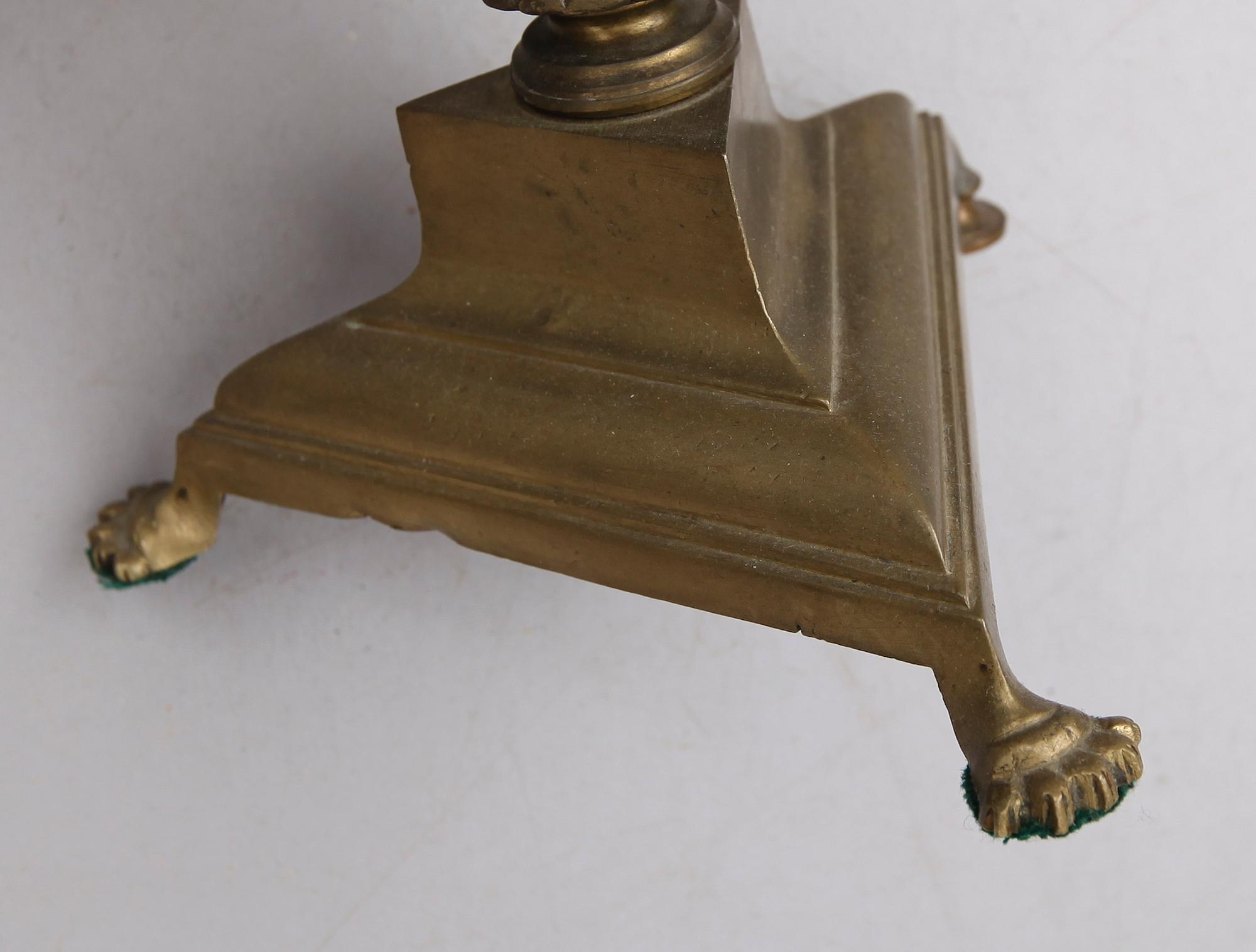 BOUILLOTTELAMPA, mässing, omkring år 1900.