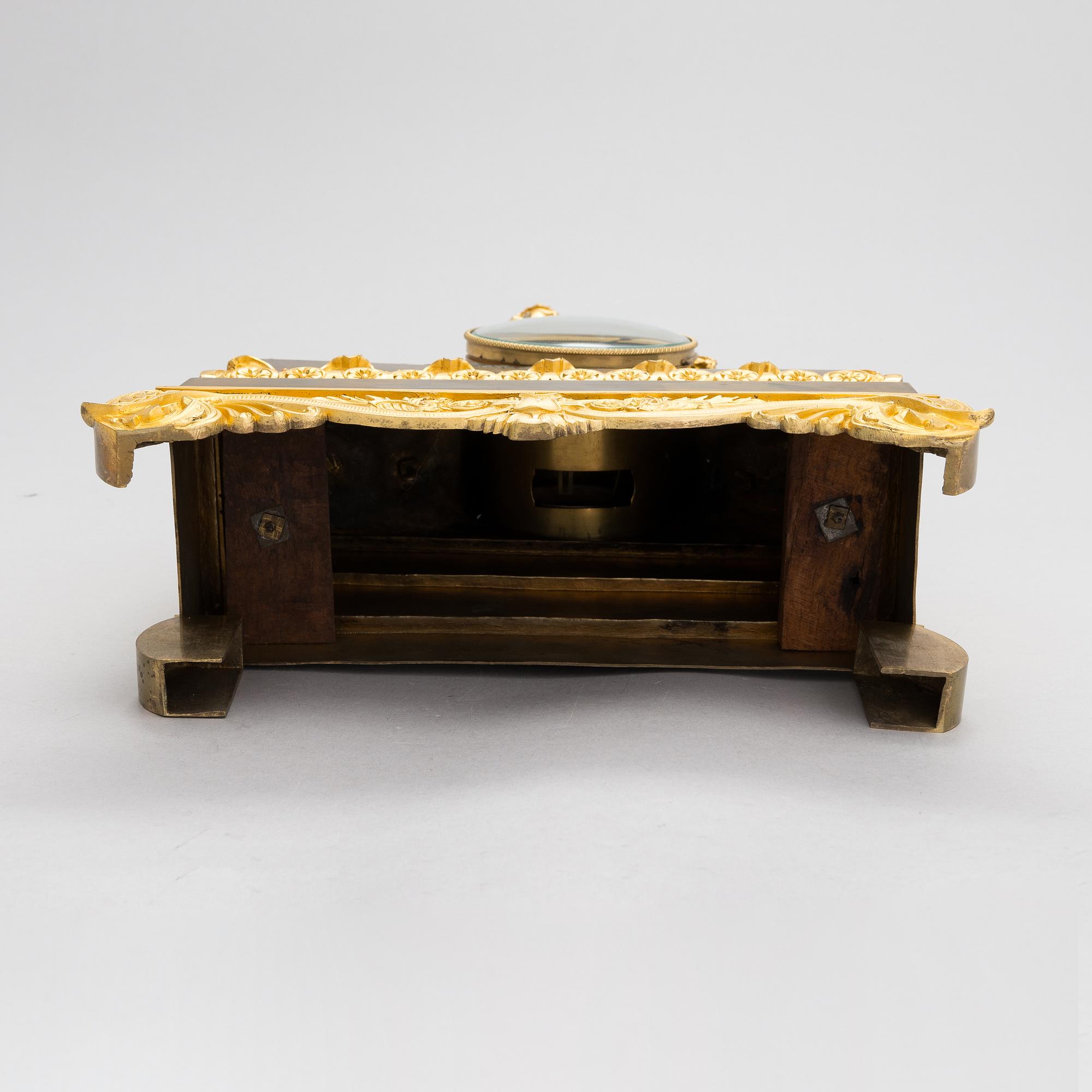 A late 19th Century French mantel clock.