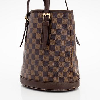 Louis Vuitton, a Damier Ebene 'Marais Bucket' bag.