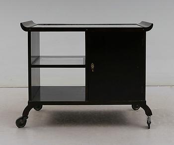 SERVERINGSVAGN, 1900-talets första hälft.