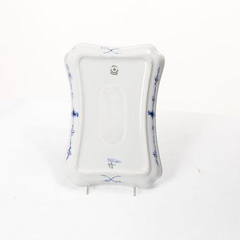 Royal Copenhagen, Dinner service, 31 pieces, “Musselmalet Halvblonde”, Denmark.