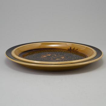 GUNVOR OLIN-GRÖNQVIST, a stoneware dish from Arabia, Finland.