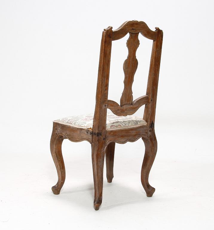 STOL, rokoko. Provinstillverkning, troligen Frankrike. 1700-talets slut.
