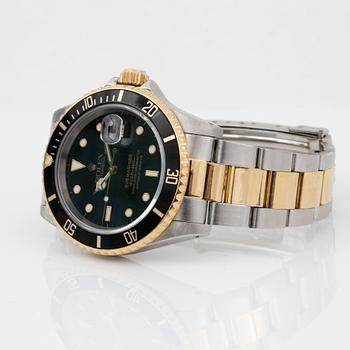ARMBANDSUR, Rolex Oyster Perpetual Date, Submariner, Superlative Chronometer.