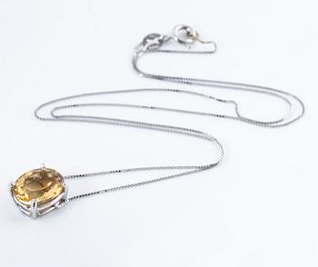 A citrine pendant.