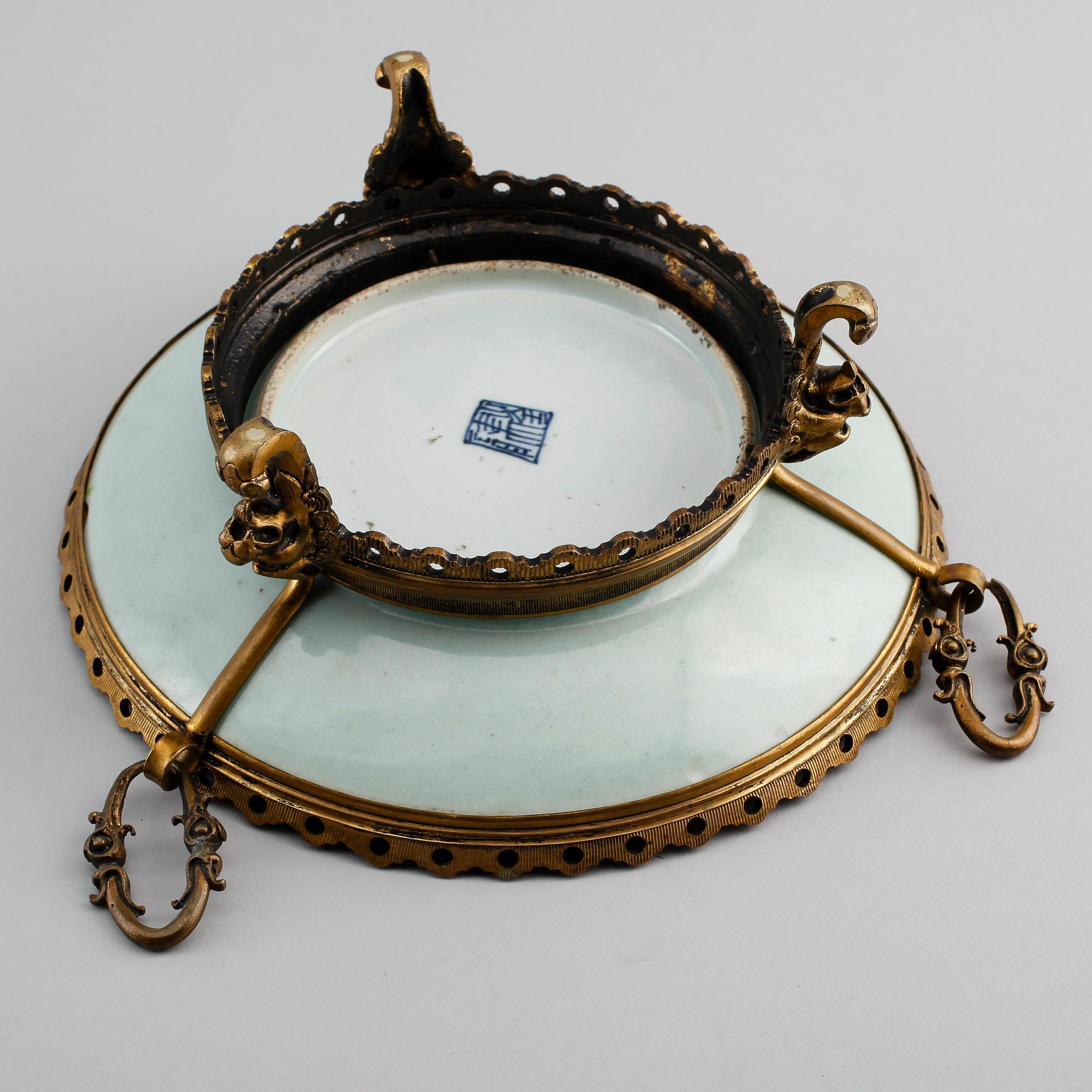 SKÅL PÅ FOT, porslin, Kina, 1800-/1900-tal.