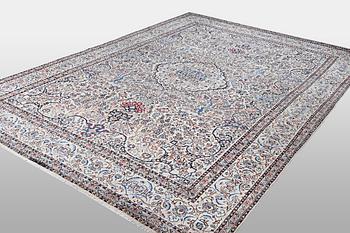 A carpet, Nain, 9 LAA, part silk, ca  484 x 335 cm.