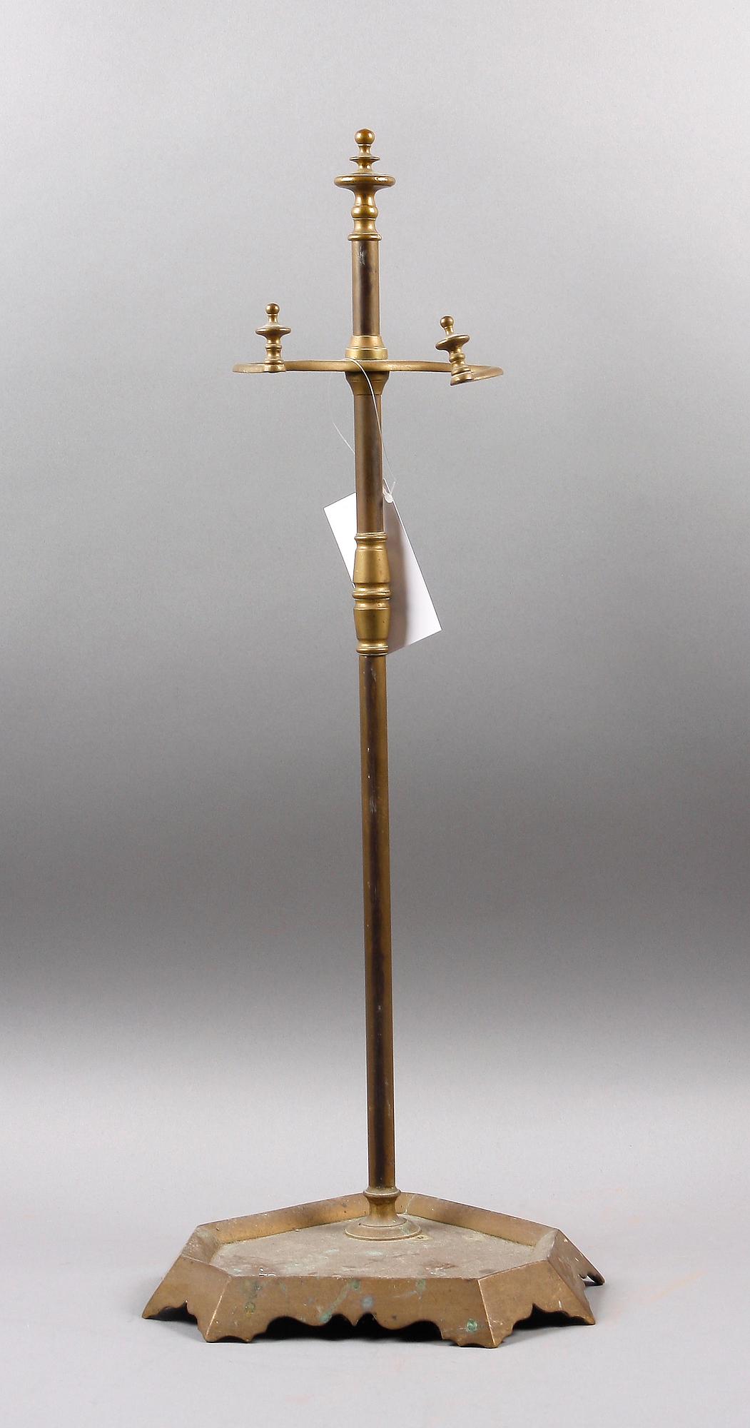 STÄLL FÖR BRASUTENSILIER, mässing, Frankrike, tidigt 1900-tal.